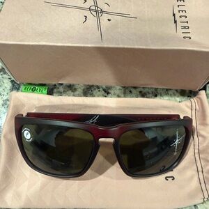 Electric Sunglasses Knoxville XL - dark Red - polarized lens Jason Momoa Sig NEW